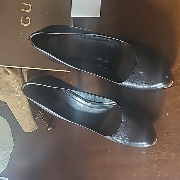 Gucci Designer Pumps, Sz 9, Black, Leather, 4" Heel, Sem' Round Toe, 3/4" Platfo - Picture 5 of 11